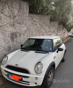 Usato 2006 Mini ONE 1.6 Benzin 90 CV (3.300 €)