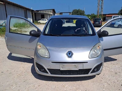 Usato 2007 Renault Twingo 1.1 Benzin 58 CV (1.800 €)