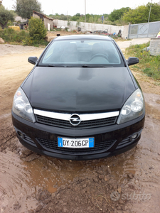 Usato 2009 Opel Astra GTC 1.7 Diesel 110 CV (2.250 €)