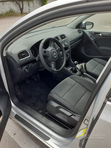 Usato 2010 VW Golf VI 1.2 Benzin 105 CV (5.000 €)