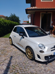 Usato 2012 Abarth 500 1.4 Benzin 140 CV (11.000 €)