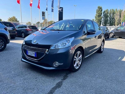 Usato 2013 Peugeot 208 1.4 Diesel 68 CV (5.500 €)