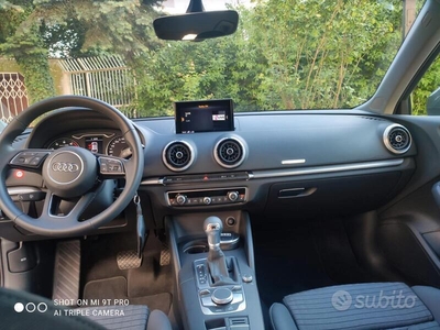 Usato 2019 Audi A3 Sportback 1.5 Benzin 150 CV (23.500 €)
