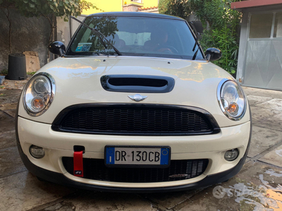 Usato 2008 Mini Cooper S Coupé 1.6 Benzin 175 CV (9.900 €)