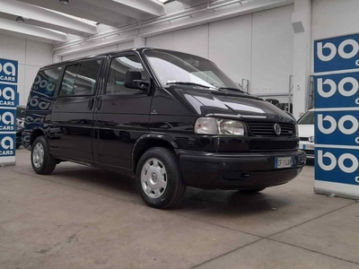 VOLKSWAGEN T4 MULTIVAN