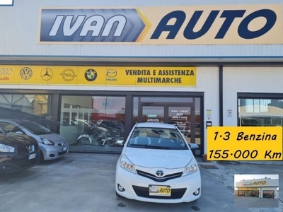 TOYOTA Yaris 1.3 BENZINA-ANNO 2014