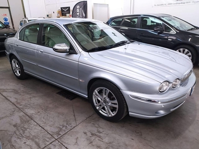 Jaguar X-Type 2.5 V6