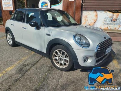 Mini Cooper D 1.5 Cooper D 5 porte - AUTOMATICA Pogliano Milanese