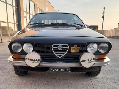 Usato 1975 Alfa Romeo Alfetta GT/GTV 1.8 Benzin 122 CV (15.500 €)