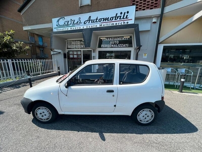 Usato 2003 Fiat 600 1.1 Benzin (1.990 €)
