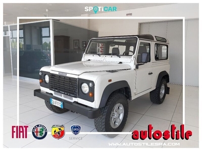 Usato 2004 Land Rover Defender 2.5 Diesel 122 CV (22.890 €)