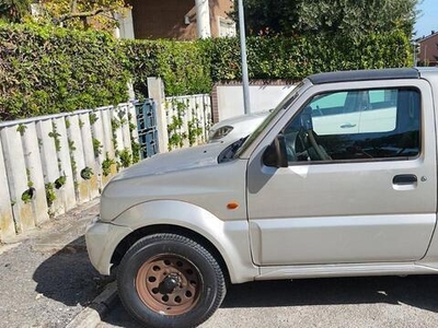 Usato 2005 Suzuki Jimny 1.3 Benzin 85 CV (10.000 €)