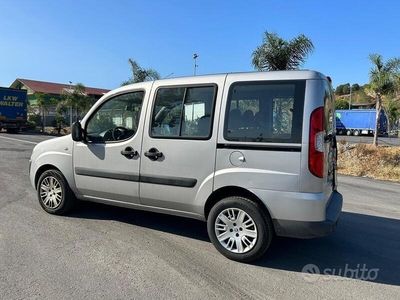 Usato 2007 Fiat Doblò 1.9 Diesel 120 CV (4.499 €)