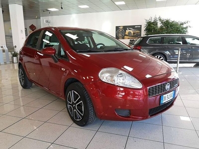 Usato 2007 Fiat Grande Punto 1.4 Benzin 95 CV (4.750 €)