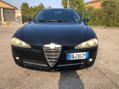 Usato 2008 Alfa Romeo 147 1.9 Benzin 116 CV (1.250 €)