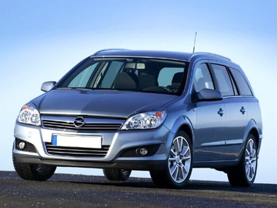 Usato 2010 Opel Astra 1.7 Diesel 110 CV (4.900 €)