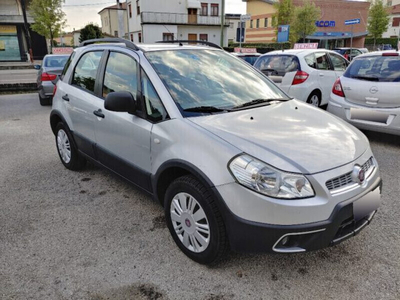 Usato 2011 Fiat Sedici 1.6 Benzin 120 CV (7.300 €)