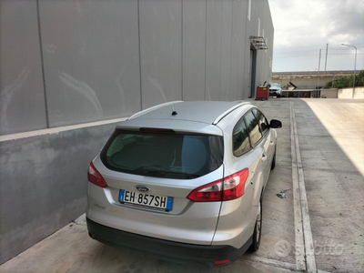 Usato 2011 Ford Focus Diesel (5.000 €)