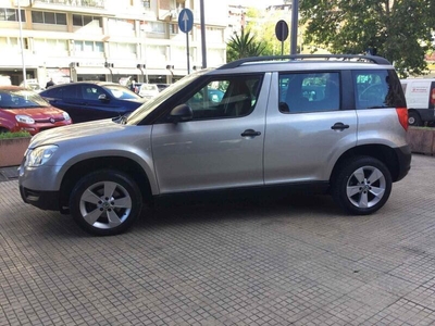 Usato 2013 Skoda Yeti 1.6 Diesel 105 CV (7.800 €)