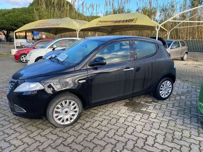 Venduto Lancia Ypsilon 1.2 8v Silver . - auto usate in vendita