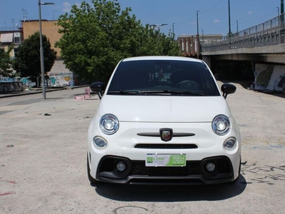 Usato 2017 Abarth 595 1.4 Benzin 180 CV (17.500 €)