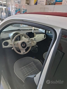 Usato 2019 Fiat 500 1.2 Benzin 69 CV (15.800 €)