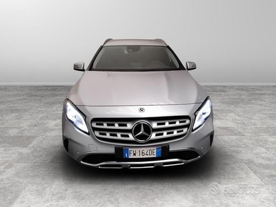 Usato 2019 Mercedes GLA200 2.1 Diesel 136 CV (31.900 €)