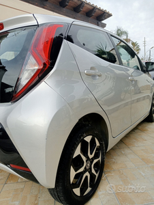 Usato 2019 Toyota Aygo 1.0 Benzin 72 CV (10.500 €)