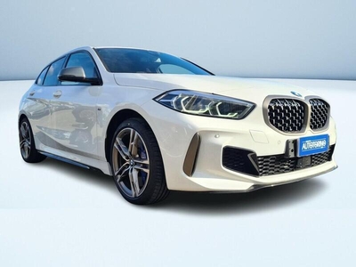 Usato 2021 BMW 135 2.0 Benzin 305 CV (39.900 €)