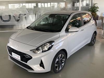 Usato 2023 Hyundai i10 1.0 Benzin 67 CV (17.600 €)