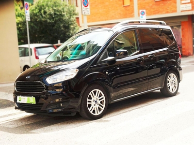 Ford Tourneo Courier 1.0 EcoBoost 100 CV