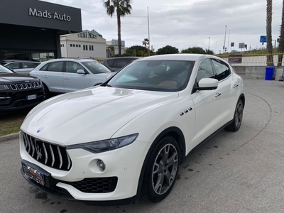 Maserati Levante V6