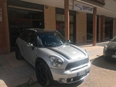 Mini Cooper SD Countryman 2.0d 143cv Aut. ALL4 TETTO NAVY PELLE XENO