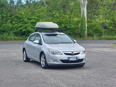 Opel Astra 1.7 CDTI 110CV 5 porte Cosmo usato
