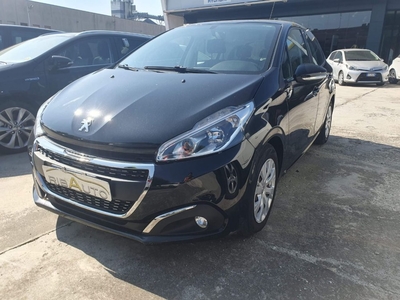 Peugeot 208 PureTech 82