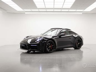 PORSCHE 911 CARRERA 4S