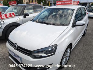 2014 VOLKSWAGEN Polo