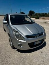 HYUNDAI i20 - 2009 1.6 CRDI premium