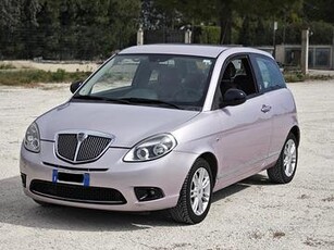 LANCIA Ypsilon benzina/met-EURO5-OK NEOPATENTATI