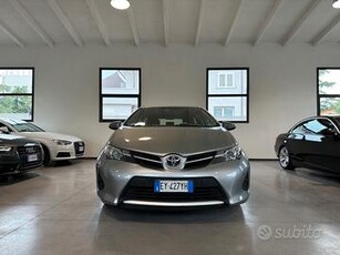 Toyota Auris Touring Sports 1.4 D-4D Active