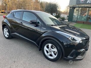 Toyota C-HR 1.8 Hybrid E-CVT Active