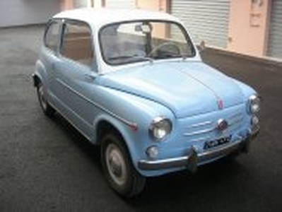 VENDO FIAT 600