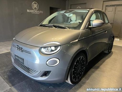 Fiat 500 La Prima Berlina 42 kWh Bastia Umbra