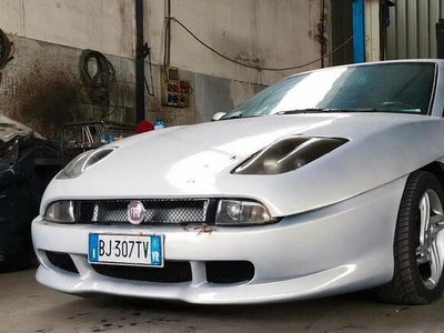 Usato 2000 Fiat Coupé 2.0 Benzin 220 CV (20.000 €)