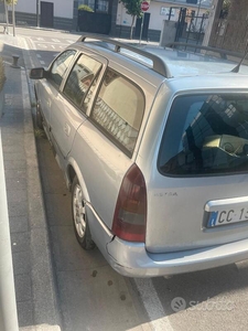 Usato 2002 Opel Astra 1.7 Diesel 68 CV (1.200 €)