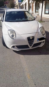 Usato 2009 Alfa Romeo MiTo 1.2 Diesel 90 CV (3.000 €)