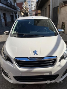 Usato 2019 Peugeot 108 1.2 Benzin 82 CV (13.500 €)