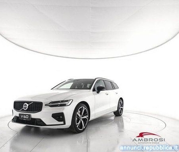 Volvo V60 Mild Hybrid B4 (d) Ultimate Dark Corciano