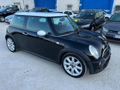 MINI 1.6 16V Cooper