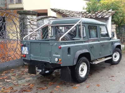 Land Rover Defender 110 2.4 TD4